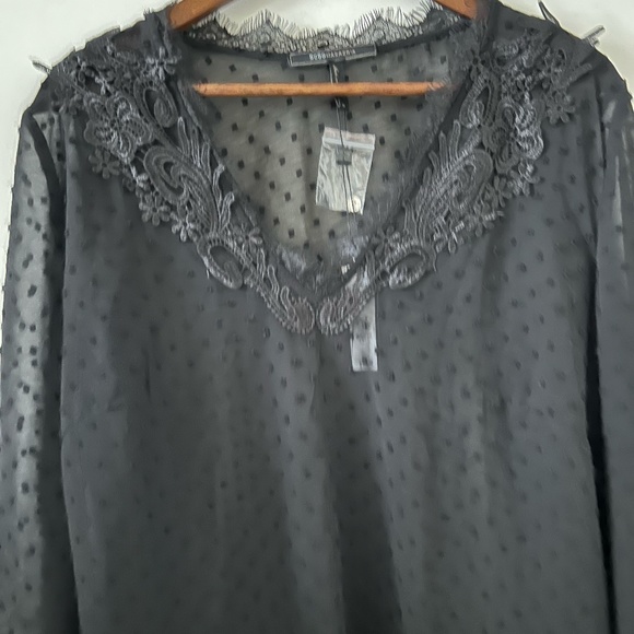 BCBGMaxAzria Swiss Dot Sheer Lace Detail Blouse In Black Size XL - Picture 4 of 15